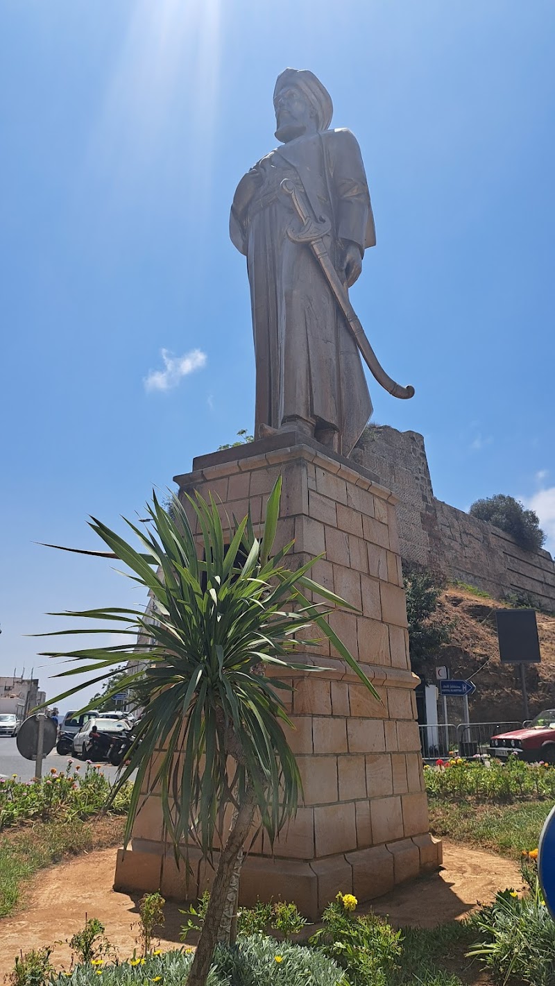 Statue de Bologhine ibn Ziri