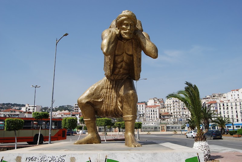 Monument le Docker Les Martyrs du 02 Mai 1962