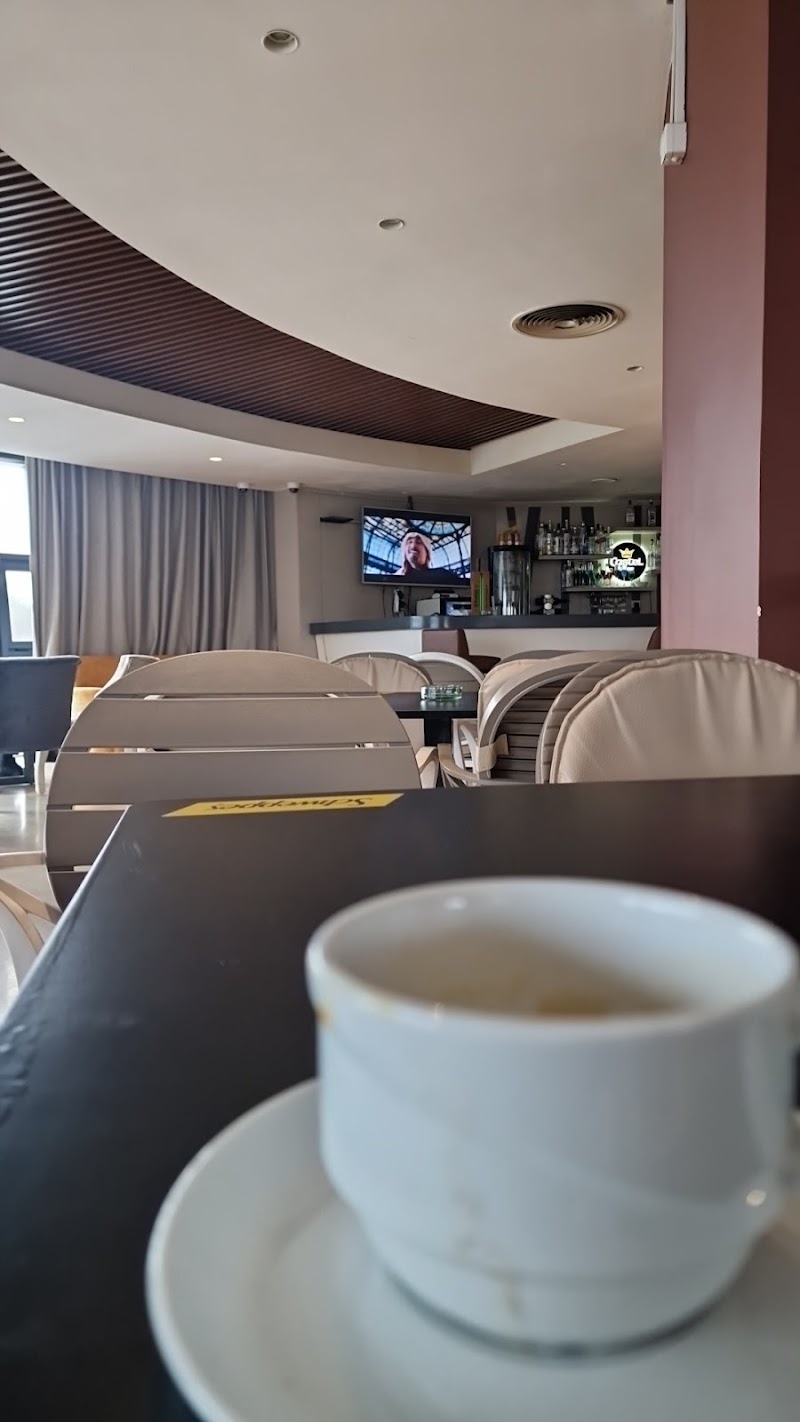 Spiral Lounge (Golden Tulip)