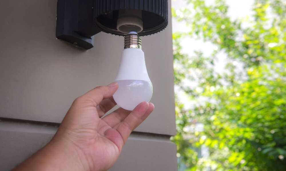 How to Install an Outdoor Light