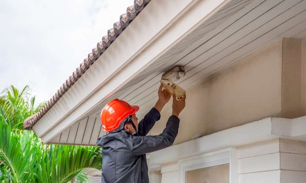 How to Change Outdoor Light Bulb Creative Light