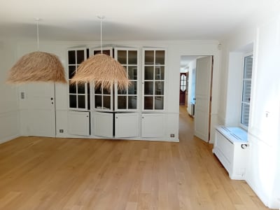 Boiseries peintes rénovation intérieure Douai par entreprise peinture Moussa Camara