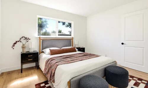228 West Harder Road photo 13