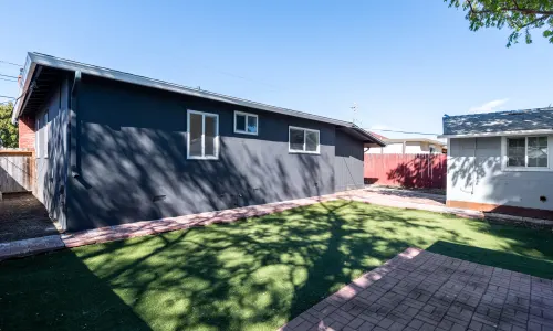 228 West Harder Road photo 22