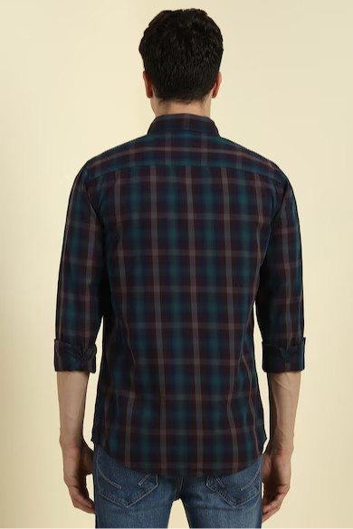 Men Regular Fit Checked Full Sleeves Casual Shirt - Image 3