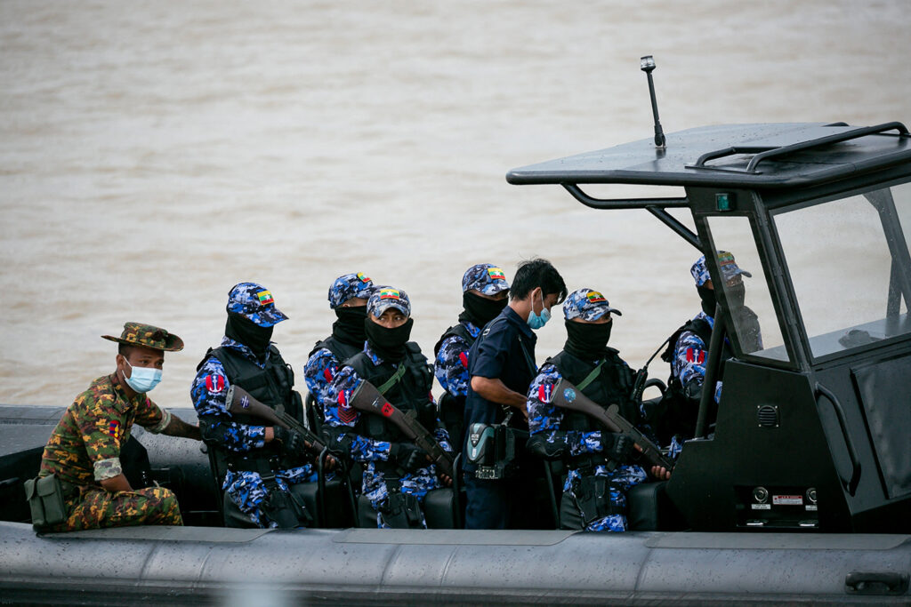 Myanmar Coast Guard Detains 16 Bangladeshi Fishermen in Bay of Bengal