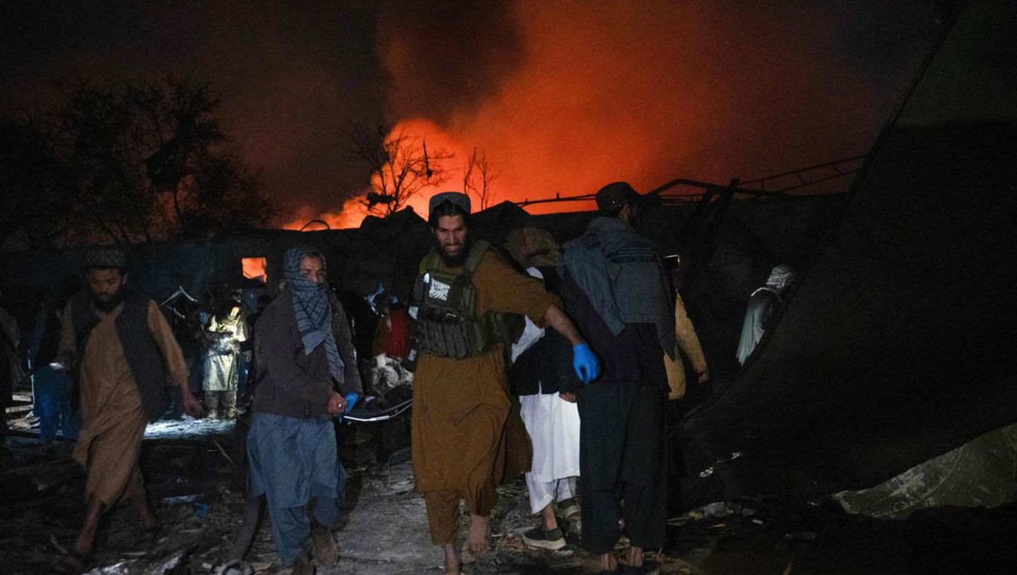 Kabul Hospital Strike Leaves 400 Dead, Afghanistan Blames Pakistan