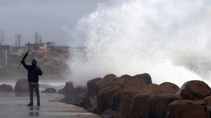 Bay of Bengal Storm 'Montha' Targets India; Bangladesh Warns Ports