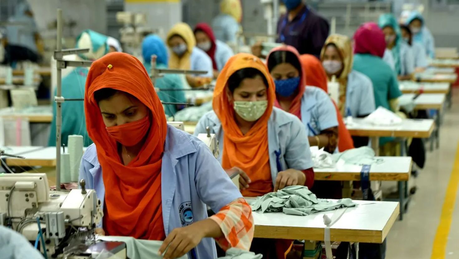 Bangladesh’s Apparel Exports to US Jump 44% in June, While China’s Drop 41%
