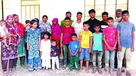 India's BSF Illegally Pushes 21 Rohingya Refugees into Bangladesh