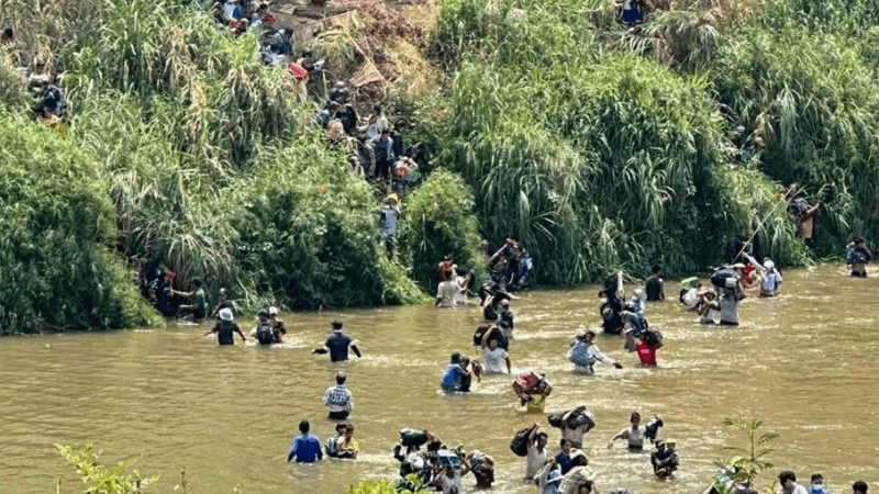 Intensified Fighting in Myanmar Force 233 More Refugees to Seek Safety in Thailand