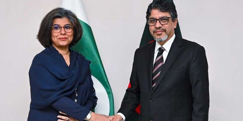 Bangladesh Calls on Pakistan to Apologize for 1971 Genocide, Settle Outstanding Issues