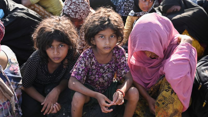 UN migration agency Partially Reinstates Rohingya Aid in Indonesia