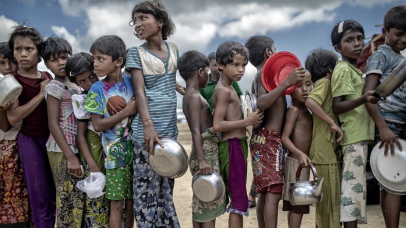 Bangladesh urges WFP to boost food aid for Rohingyas