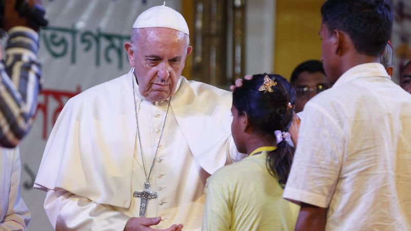 Pope Francis calls for end the violence in Myanmar