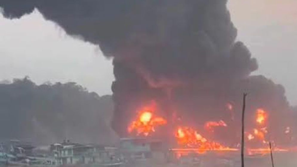 Explosions, Heavy Fighting in Myanmar’s Rakhine Shake Teknaf Border 