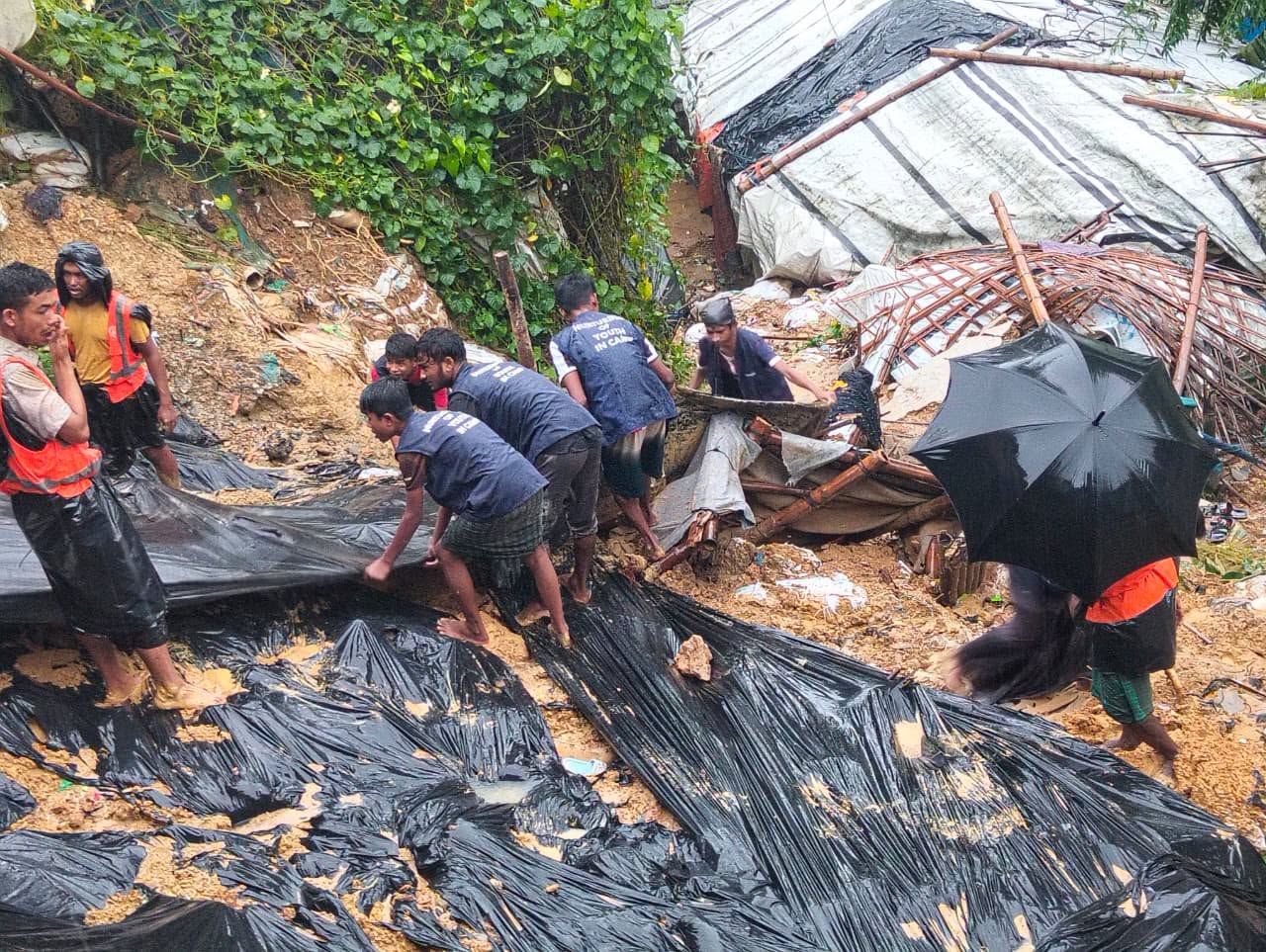 95 landslides hit Cox’s Bazar Rohingya camps in six days, over 4,000 homeless: UNHCR