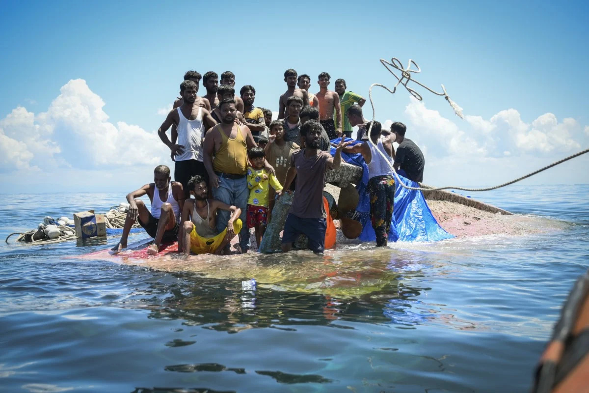 UN Voices Concern Over Reports of Rohingya Boat Disaster in Bay of Bengal