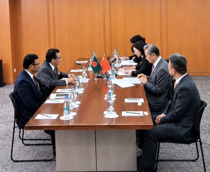 Bangladesh, China Discuss Transport Corridors, Rohingya Repatriation at ARF Meeting