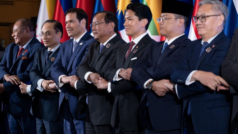 ASEAN Calls for Safe Passage Through Strait of Hormuz 