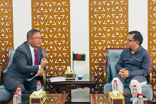 Bangladesh, Myanmar discuss trade expansion, border commerce and Rohingya repatriation