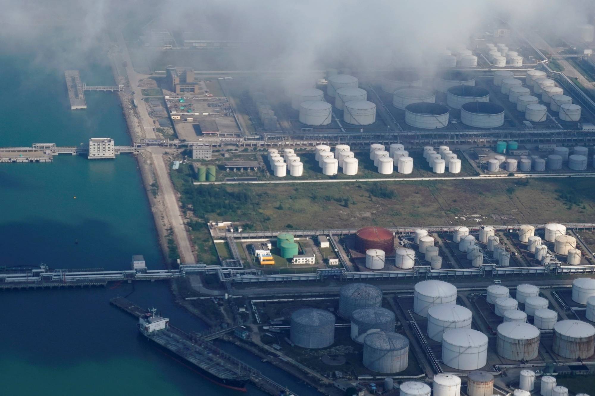 Asia looks to store oil, gas closer to home after Strait of Hormuz crisis: Al Jazeera 