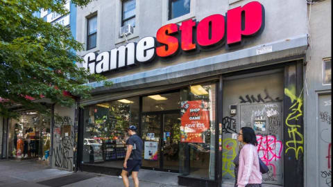 Struggling Video Game Retailer GameStop Is Reportedly Trying To Buy eBay