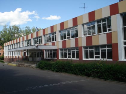 В зарайскую гимназию №2 до конца года поступят новые планшетные компьютеры и проекторы