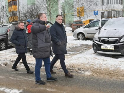 Партийцы Власихи проинспектировали состояние городской улично-дорожной сети