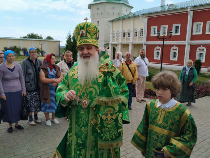 В Николо-Пешношском монастыре поселка Луговой 17 июня отметили день памяти преподобного Мефодия, игумена Пешношского.