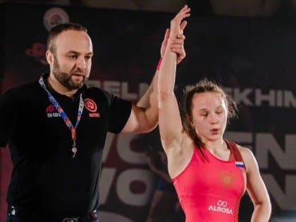 Золотая медаль для Чехова на первенстве России по вольной борьбе