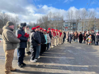 В Лобне почтили память воинов-интернационалистов
