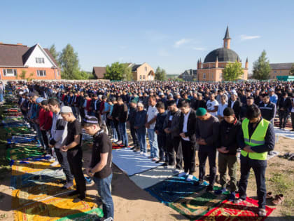 В Солнечногорске Ураза-байрам отметили 12 тысяч мусульман