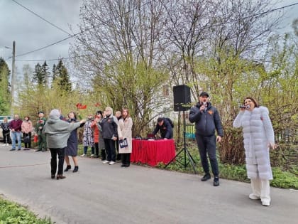 Председатель Общественной палаты Сергиево-Посадского городского округа поздравила ветерана Великой Отечественной войны с Днём Победы!