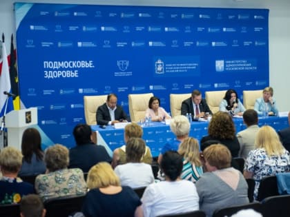 Жители Химок и Красногорска обсудили вопросы здравоохранения с Первым зампредом Правительства области