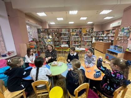 В Рузской библиотеке прошёл мастер-класс по бисероплетению
