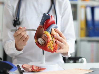 Кардиолог Кореневич: Избыток сахара приводит к закупорке сосудов