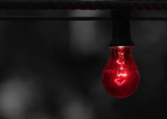 TRON-Powered USDD "Dangerously Close" To De-Pegging