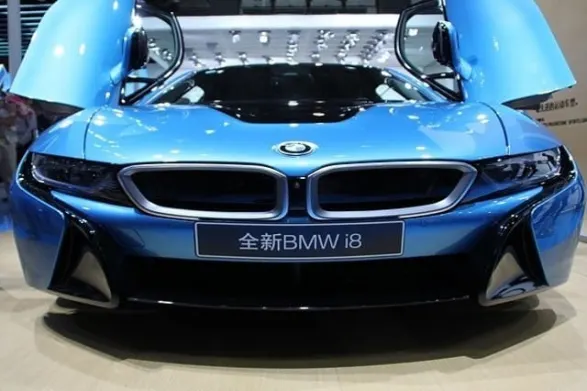 BMW Wholeheartedly Embraces Blockchain Technology With the Launch of PartChain