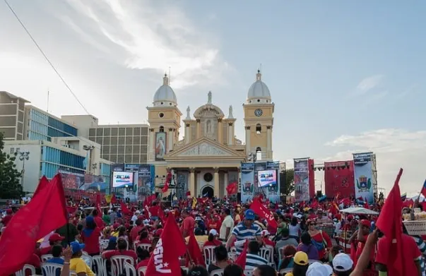 Venezuela Increases Monthly Minimum Wage to $2 as Citizens Protest Failed Promise