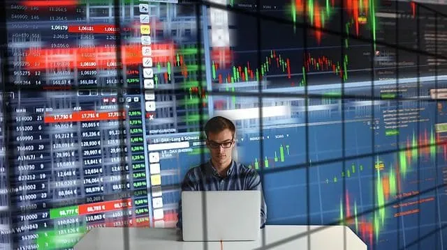 Bitcoin, ETH, XRP, BCH, BSV: How Are The Top 5 Honchos Holding Up Now?