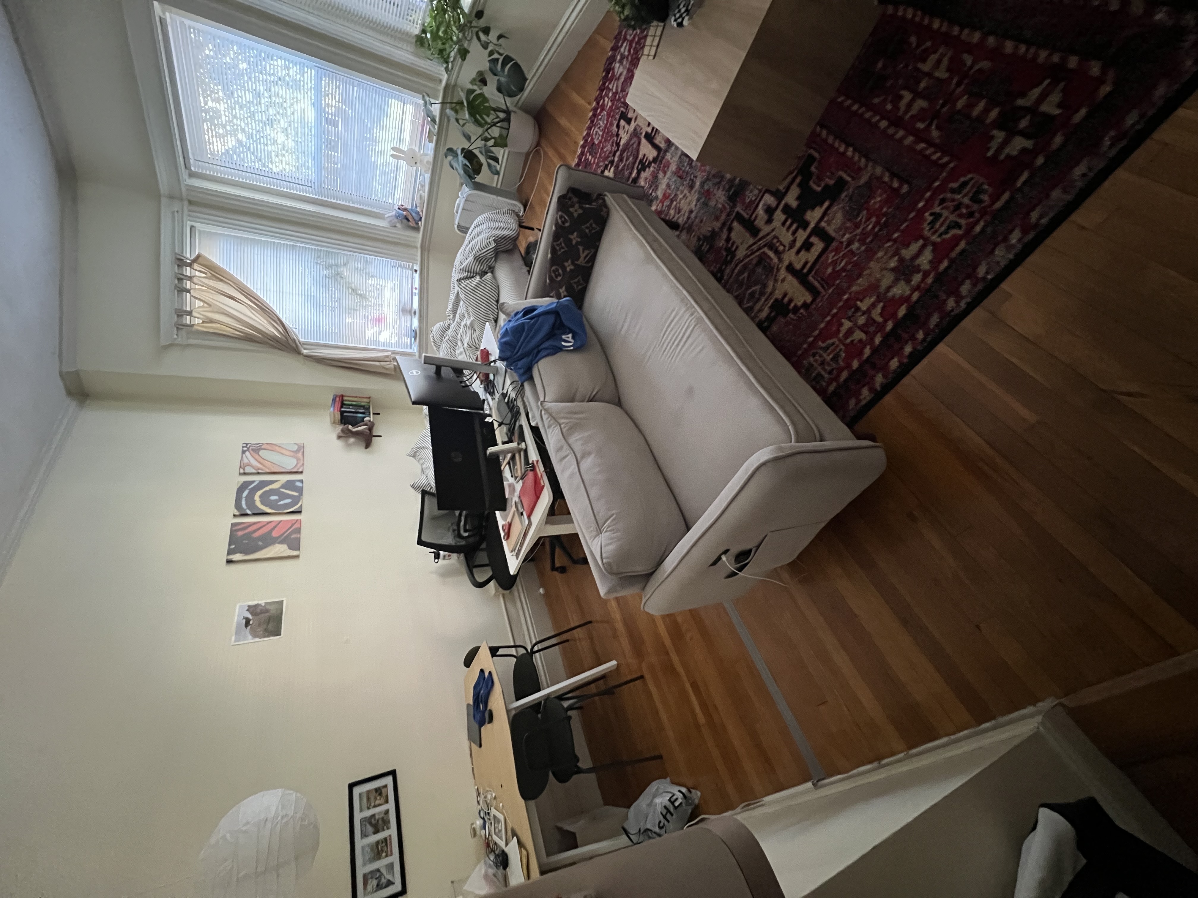 Fenway studio available Mar 1