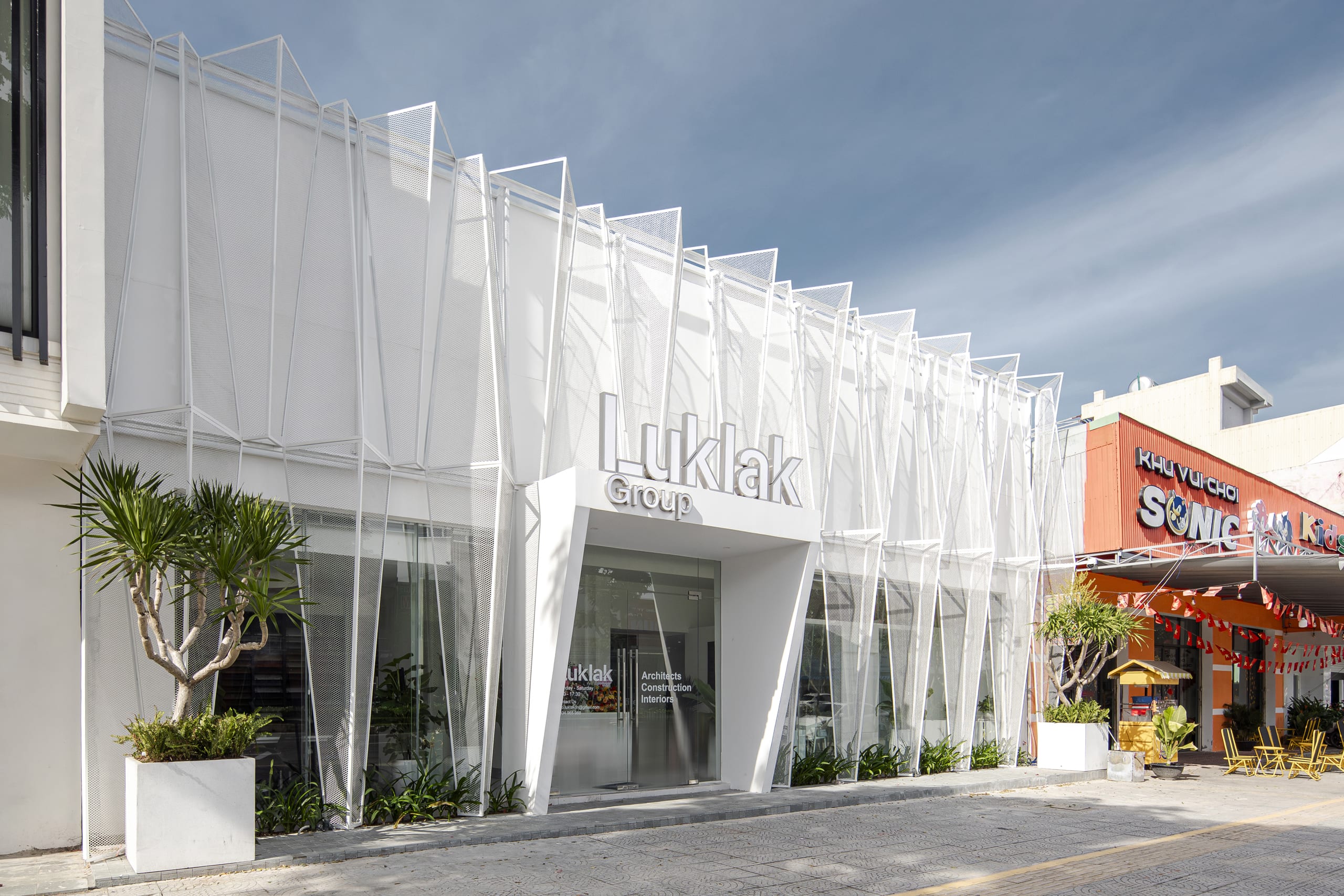 Luklak Office - Image 3