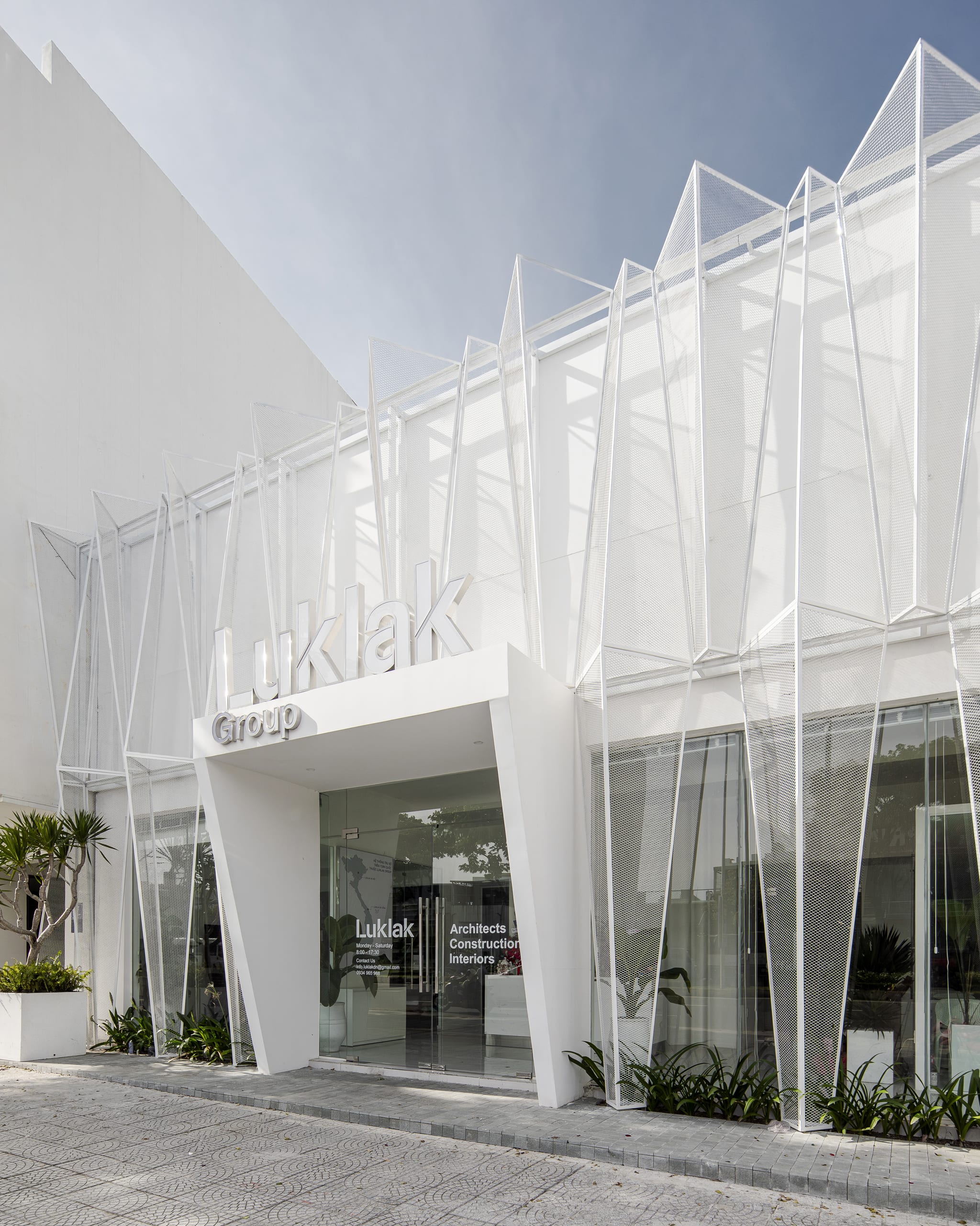 Luklak Office - Image 7