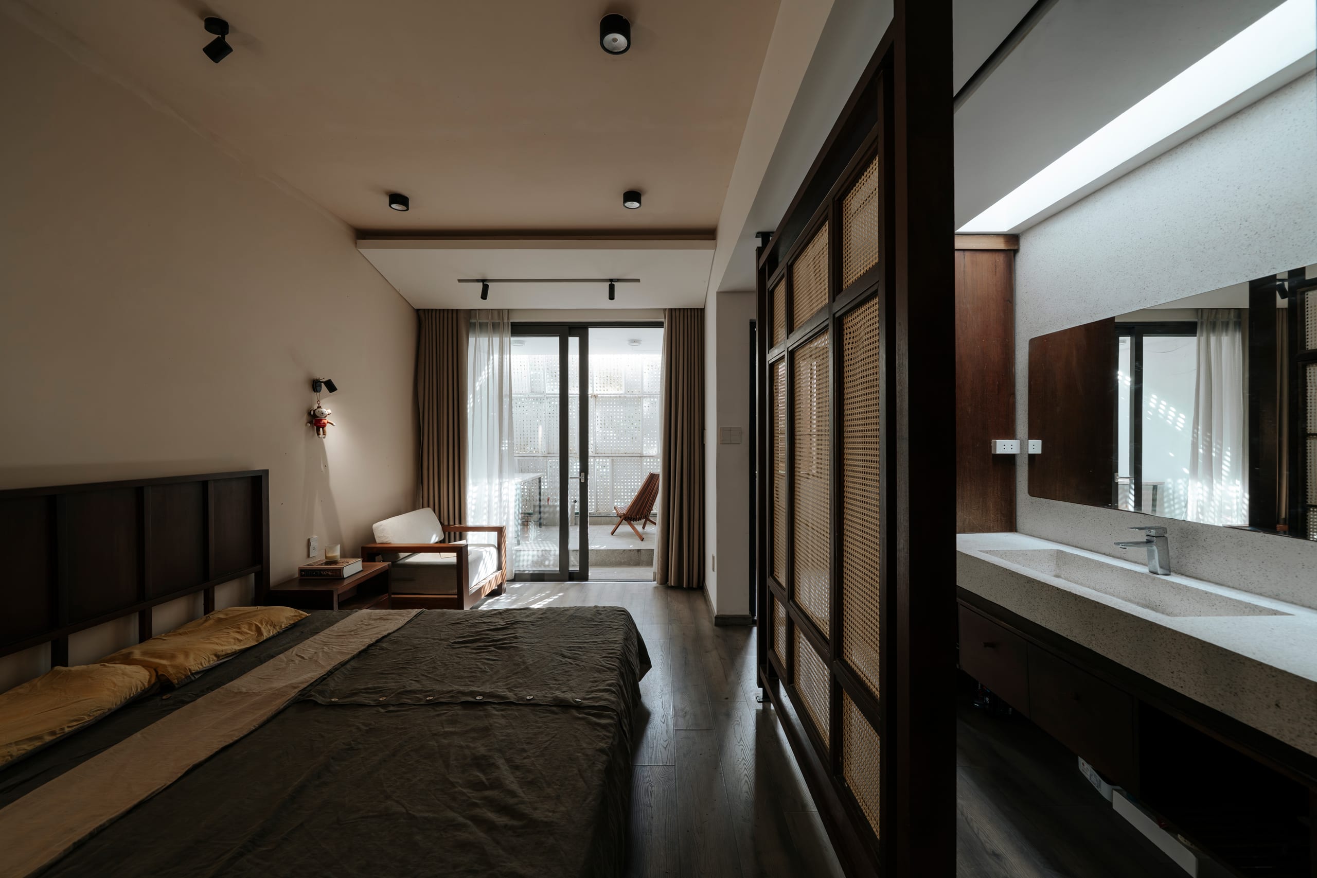 TCL House - Image 20