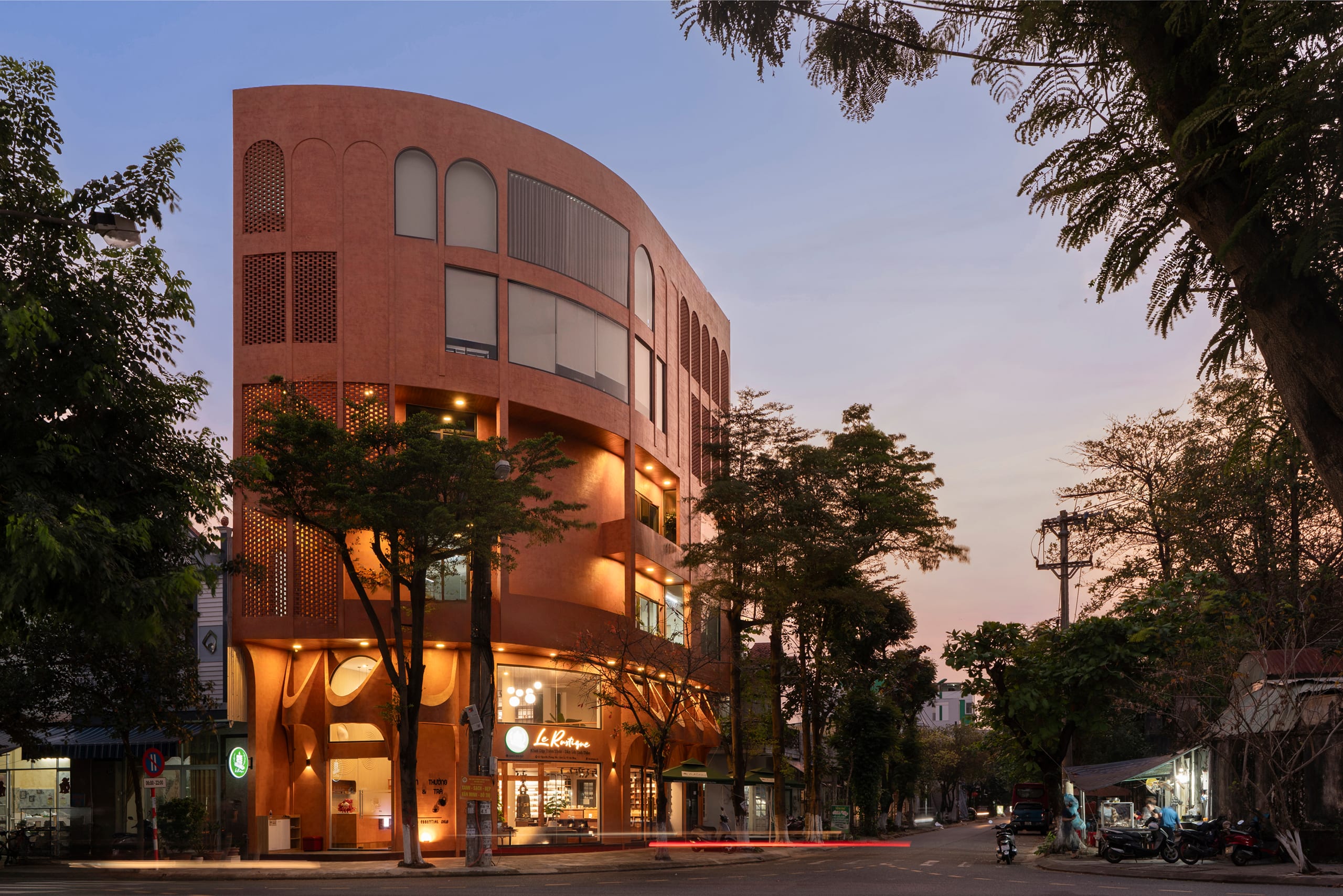 Le Rustigue - Image 1