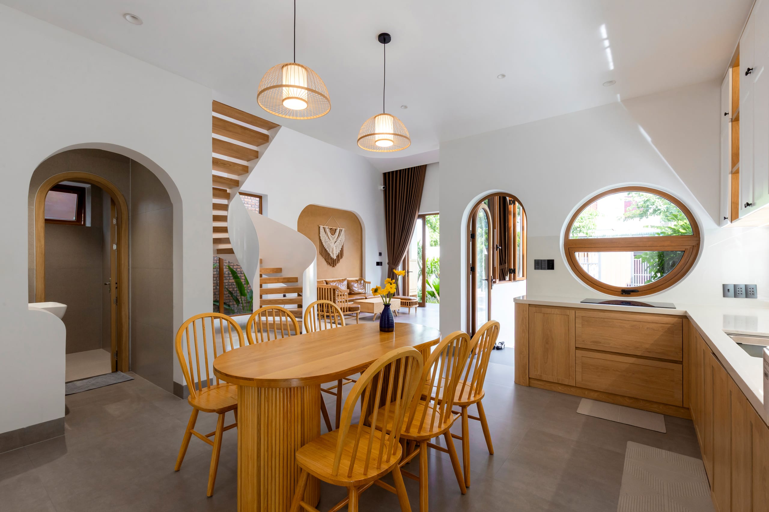 Ruby House - Image 4