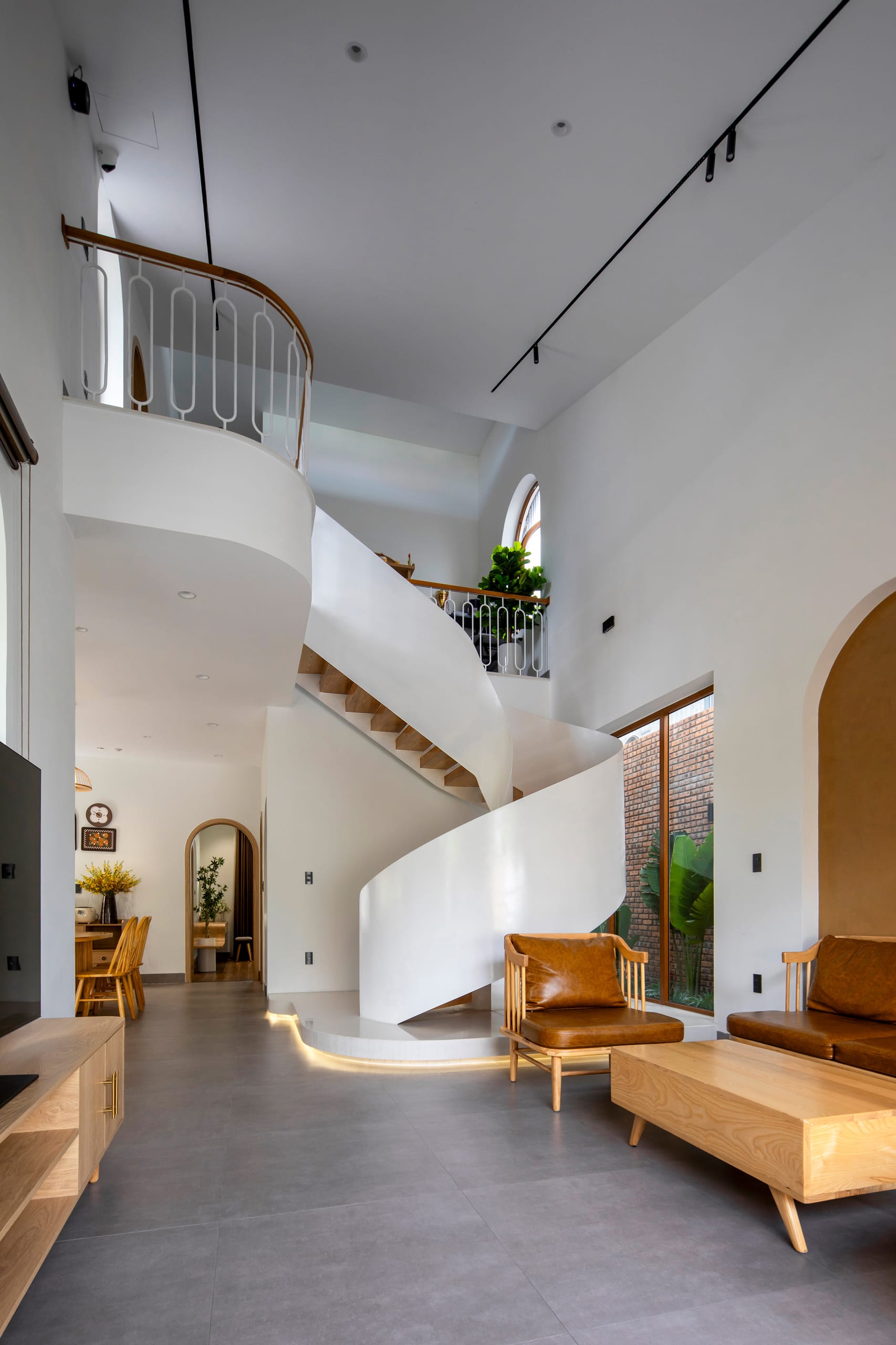 Ruby House - Image 8