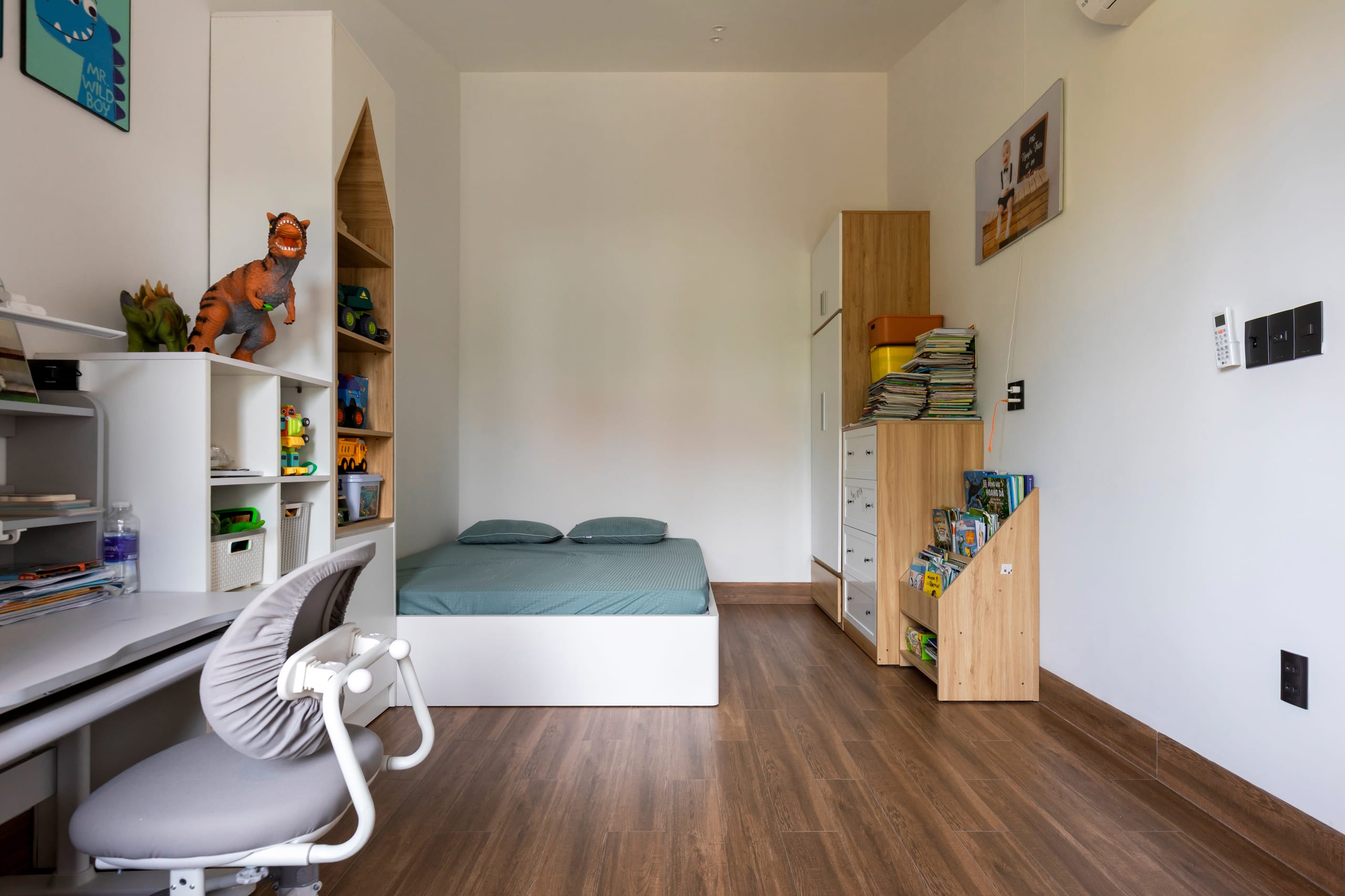 Ruby House - Image 16