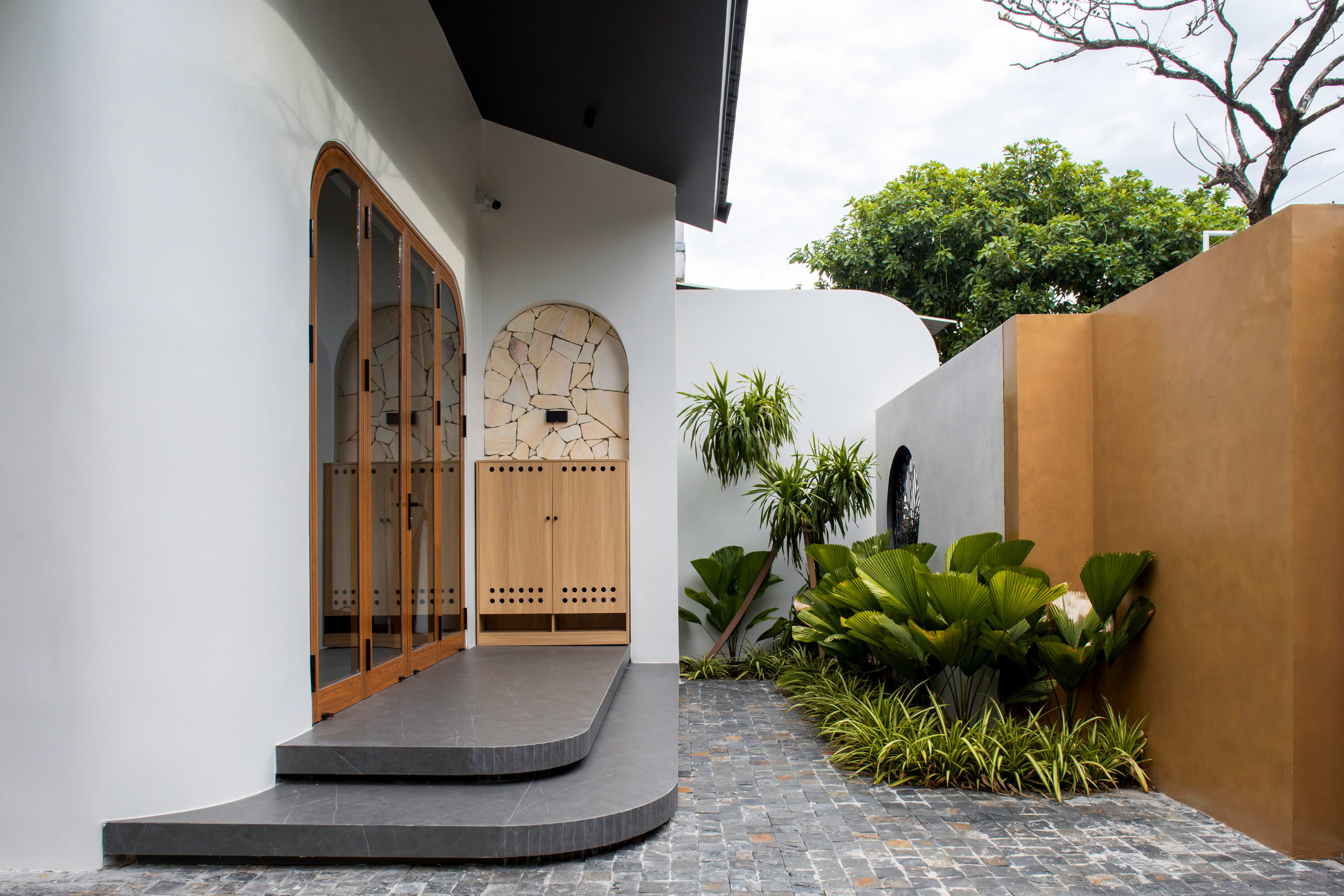 Ruby House - Image 20